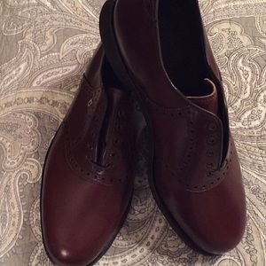 Men’s, size 12 Footloose dress shoes